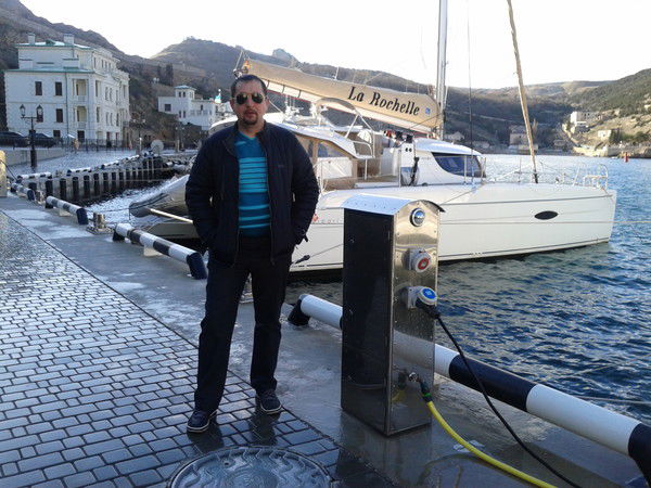 Олег Величко