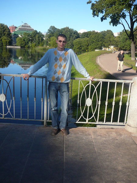 Максим Степанов