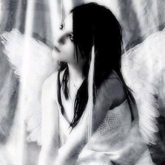 Наташа Попова