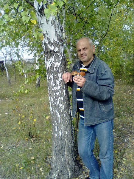 Олег Нескоромный