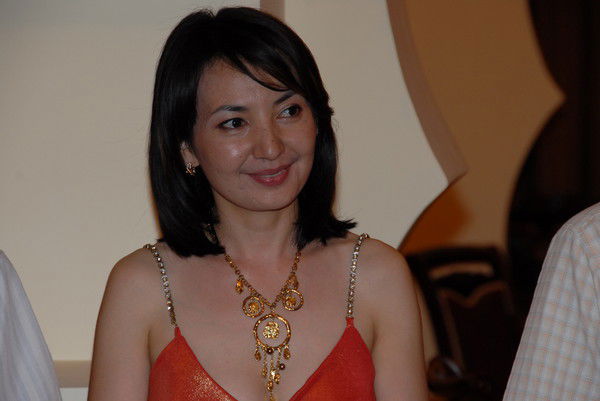 Лаззат Нелистанова