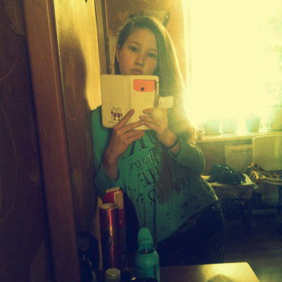 Настя Коморникова