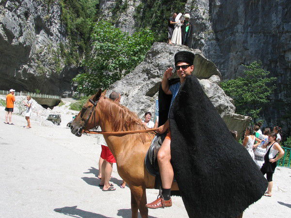 Валерий Жар