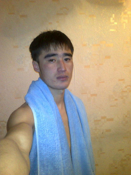 Асхат Садвакасов