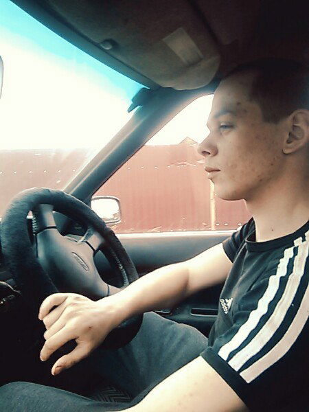 Костя Духнов