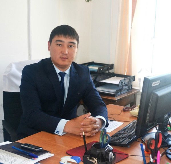 Ардак Байзахов