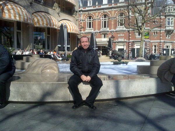 Гумар Валиев