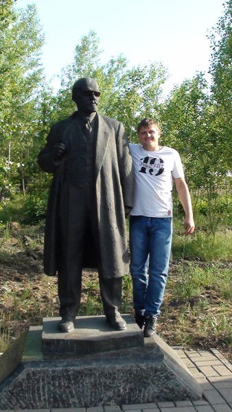 Олег Симёнов