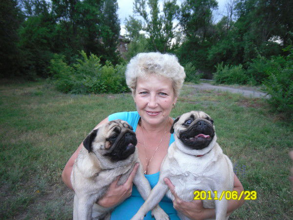 Наташа Зернова