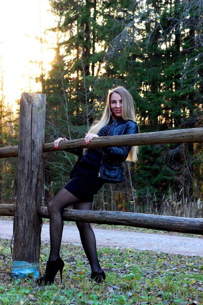 Юленька Хохрякова