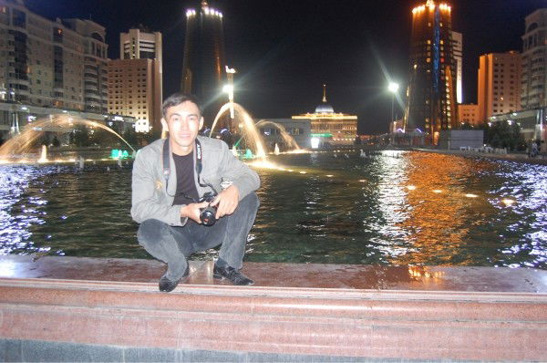 Женис Кудайбергенов