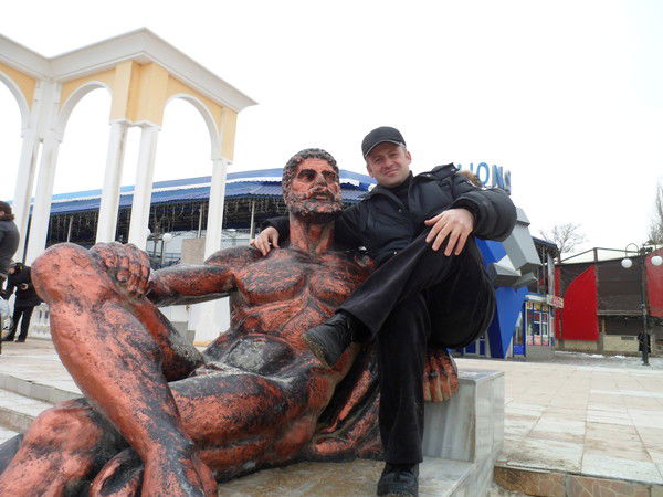 Виталий Половинко