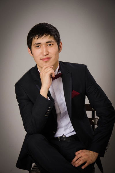 Нурсултан Го *