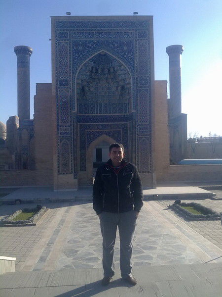 Хотамжон Абдуллажонов