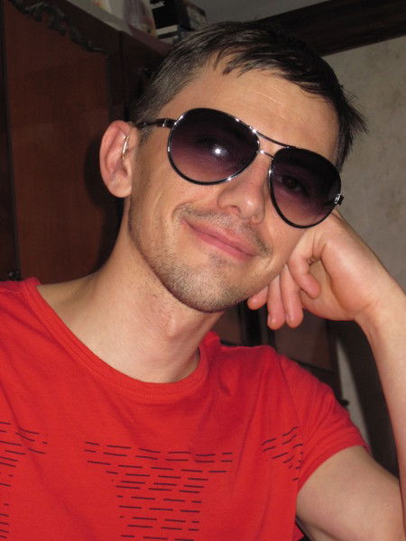 Александр Кожухарь