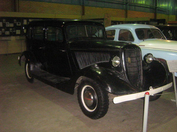 Николай Петров