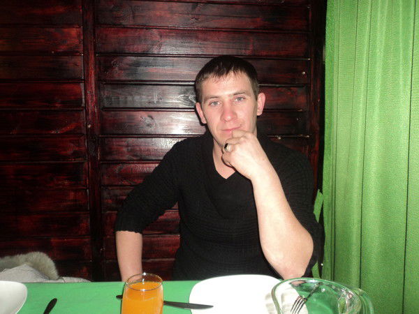 Владимир Сериков