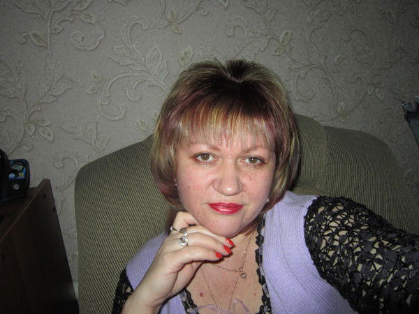 Елена Искра