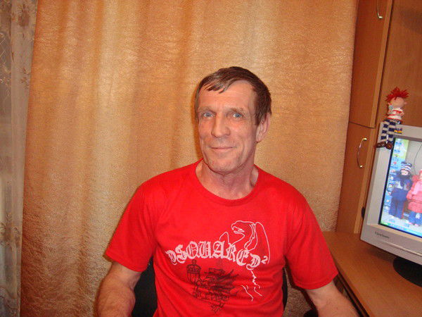 Владимир Петров