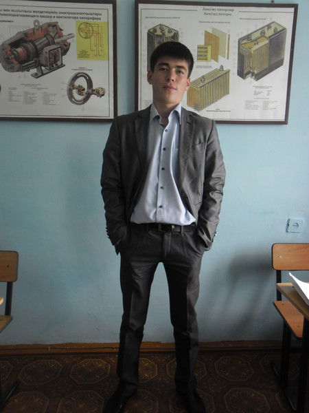 Танат Амангелдинов