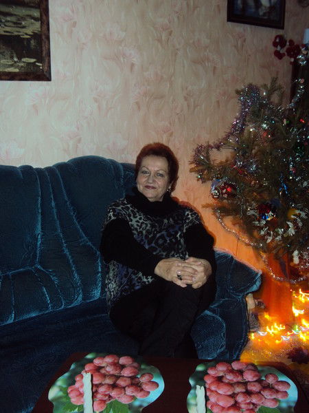 Елена Анисимова