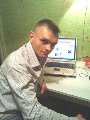 Александр Устьянцев