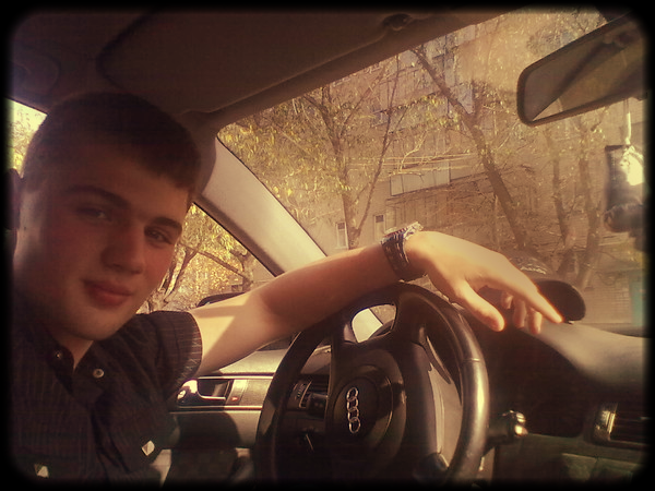 Артем Бредихин