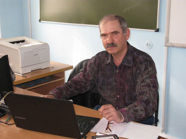 Виктор Ракша