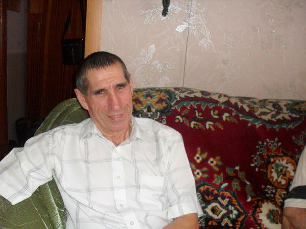 Виктор Максимов