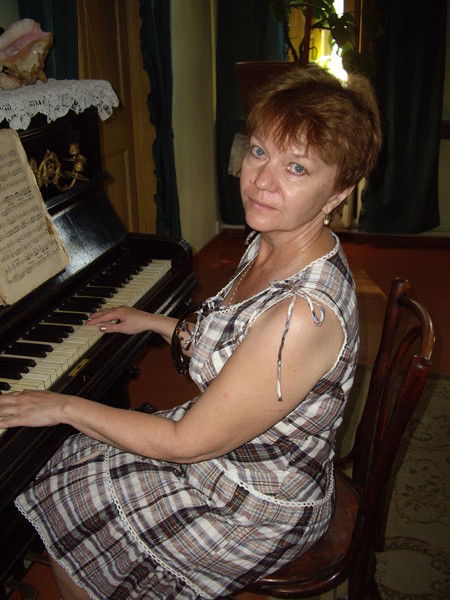 Марина Костина