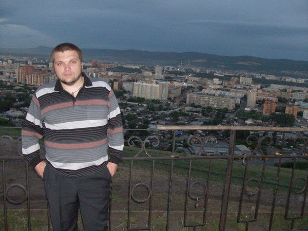 Евгений Петраков