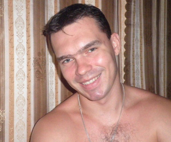 Павел Олейник