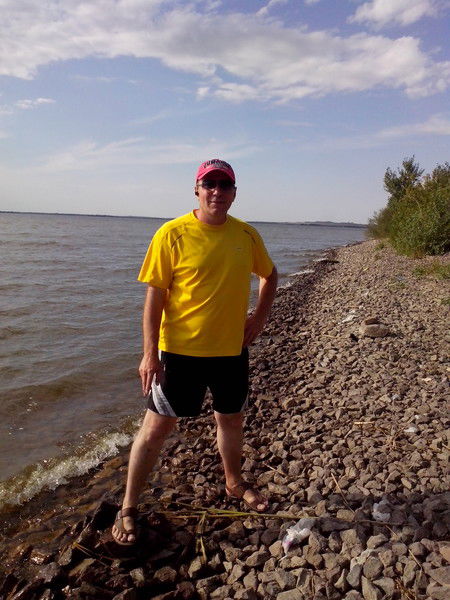 Олег Анохин