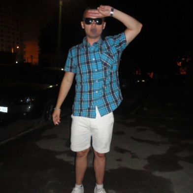 Влад Лазаренко