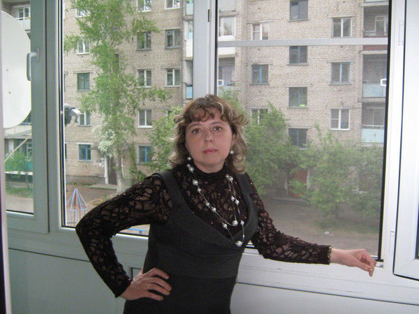 Елена Белозёрова
