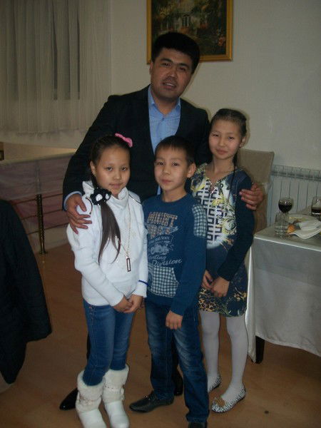 Томирис Какен