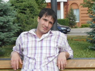 Александр Азизов