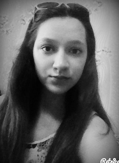 Лена Ионова