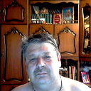 Евгений Петров