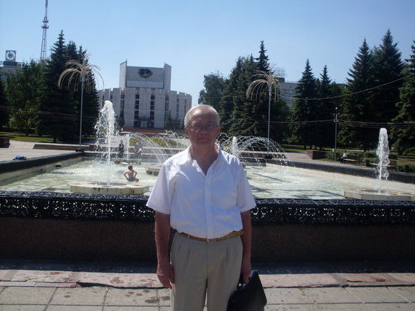 Виктор Захватов