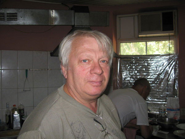 Леонид Игнатов