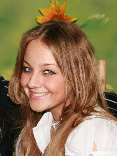 Анюта Тайна