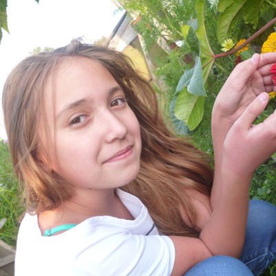 Алёна Хлыстова