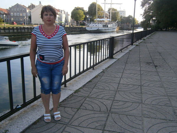 Лена Крюкова