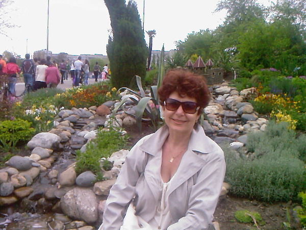 Нина Жданова