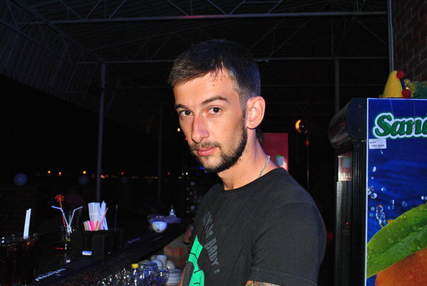 Макс Анатольевич