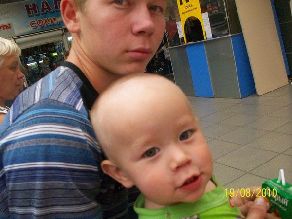 Азат Каримов