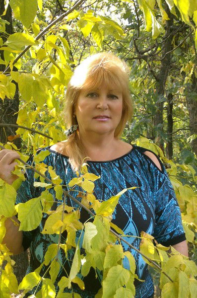 Лариса Корешкова