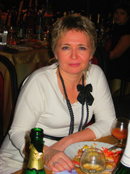 Елена Боброва