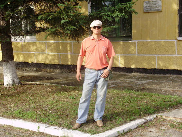 Евгений Лесникович